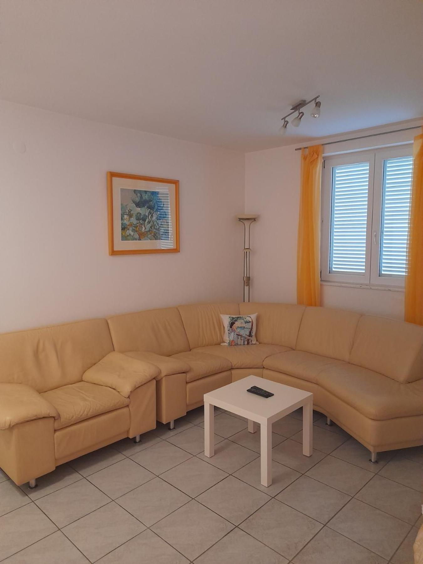 Apartman Snjezana Malinska Luaran gambar
