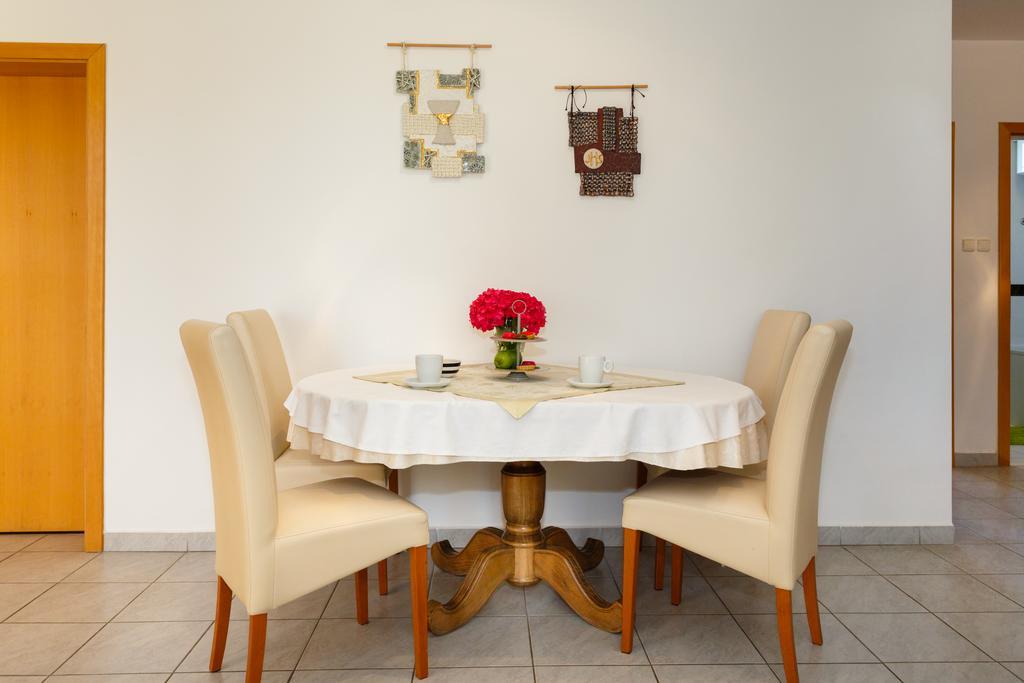 Apartman Snjezana Malinska Luaran gambar