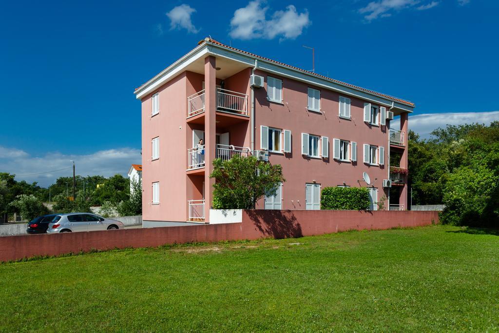Apartman Snjezana Malinska Luaran gambar